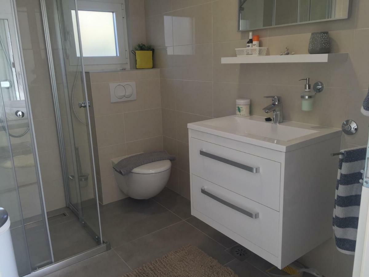 Apartamento Apartman Zeljka Podgora Exterior foto